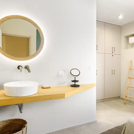 New Stylish Tessera With Private Pool And Bbq Vilă