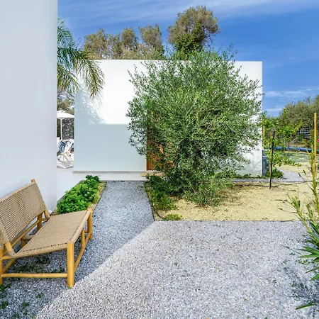 New Stylish Tessera With Private Pool And Bbq