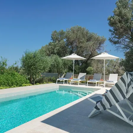 New Stylish Tessera With Private Pool And Bbq *